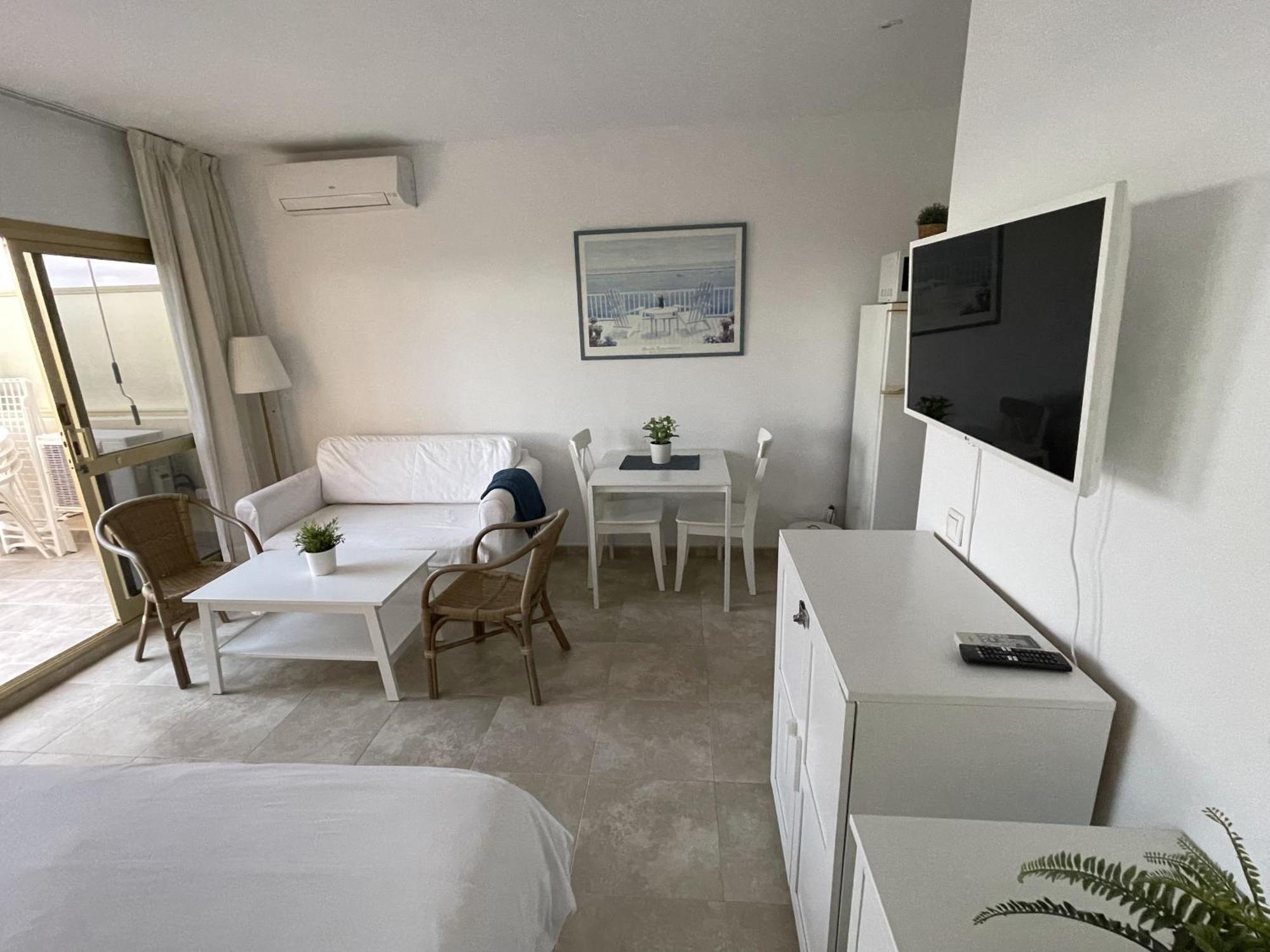 Estudio Con Insuperables Vistas Al Mar: Aparcamiento Marbella Buitenkant foto