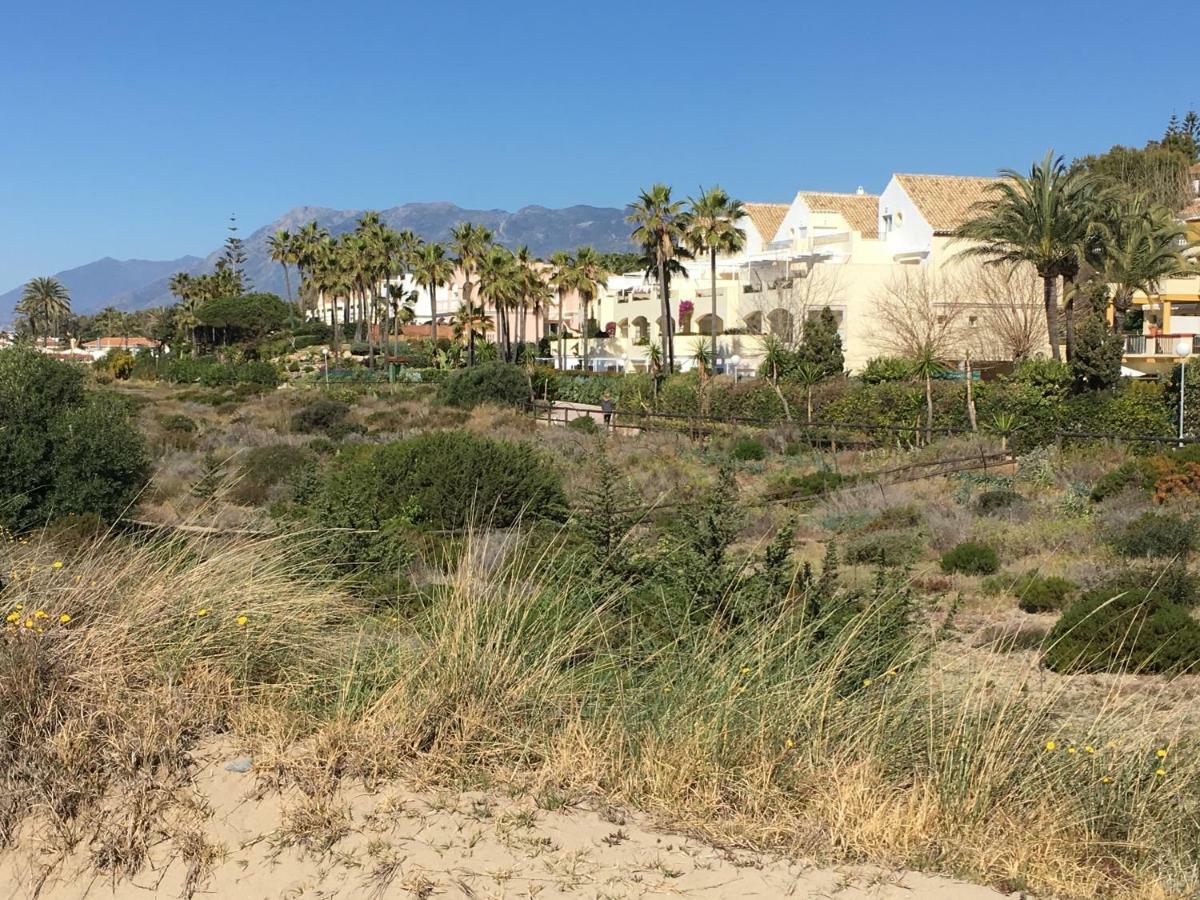 Estudio Con Insuperables Vistas Al Mar: Aparcamiento Marbella Buitenkant foto