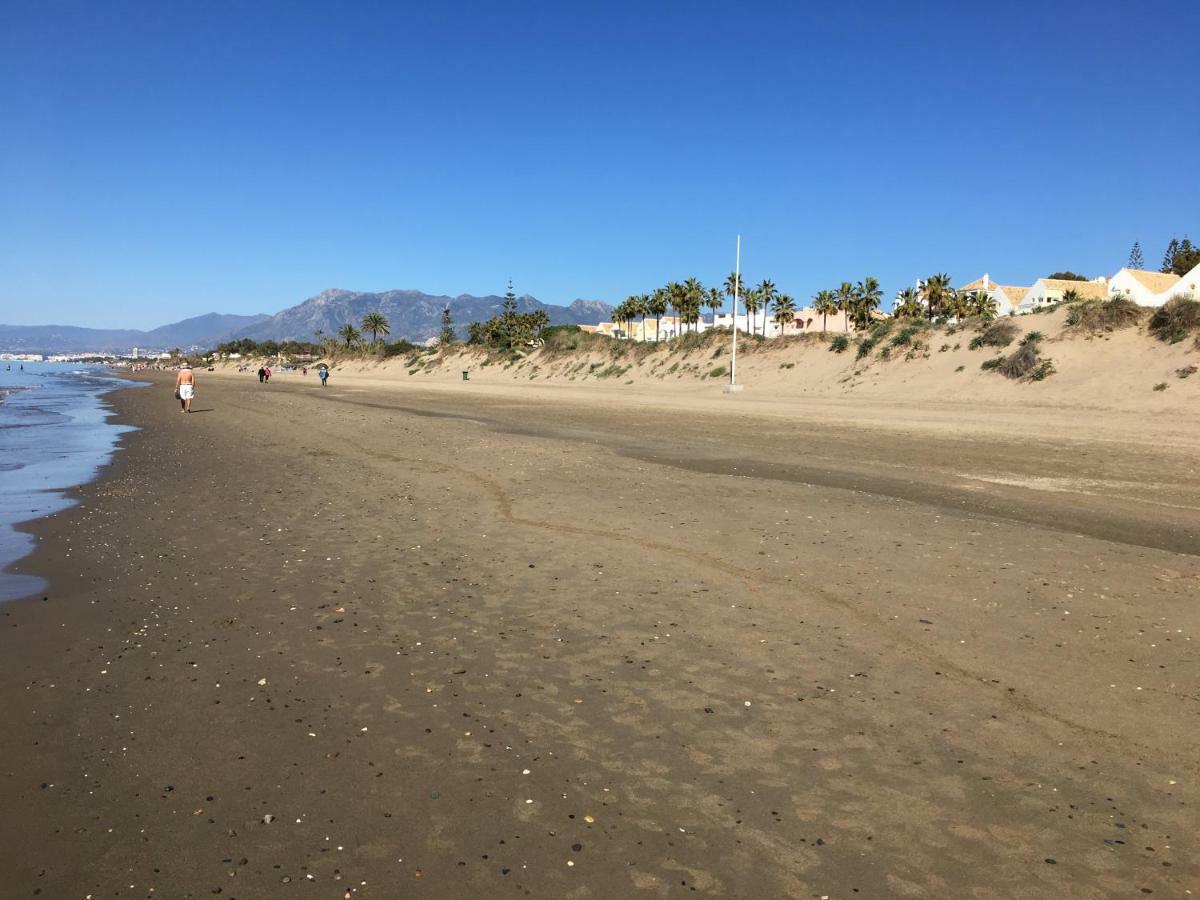 Estudio Con Insuperables Vistas Al Mar: Aparcamiento Marbella Buitenkant foto