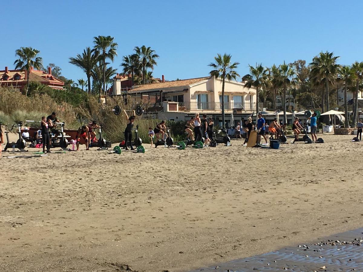 Estudio Con Insuperables Vistas Al Mar: Aparcamiento Marbella Buitenkant foto